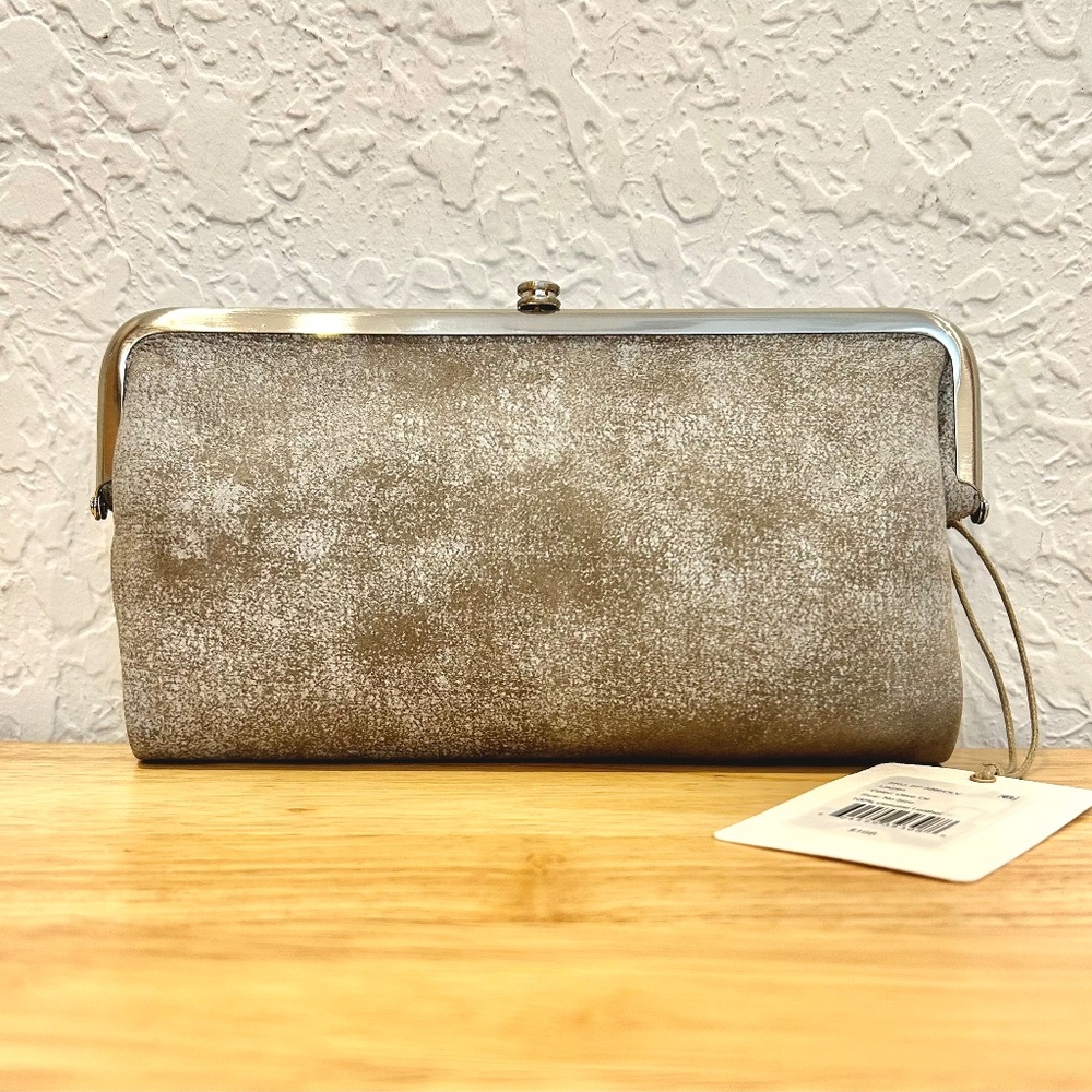 HOBO Lauren Clutch Wallet Olive Oil